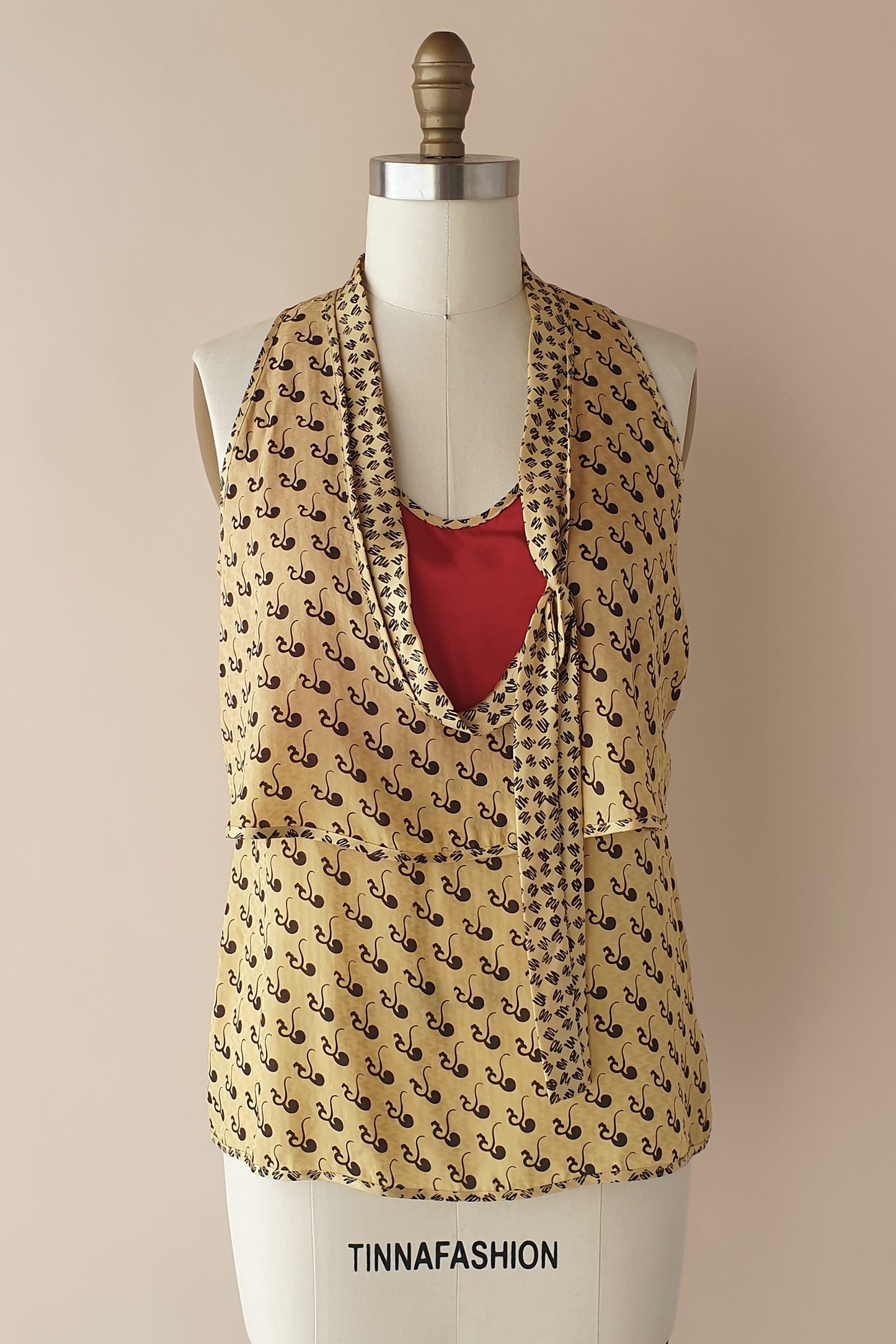 Beautiful Easton Pearson silk top Size XS/S