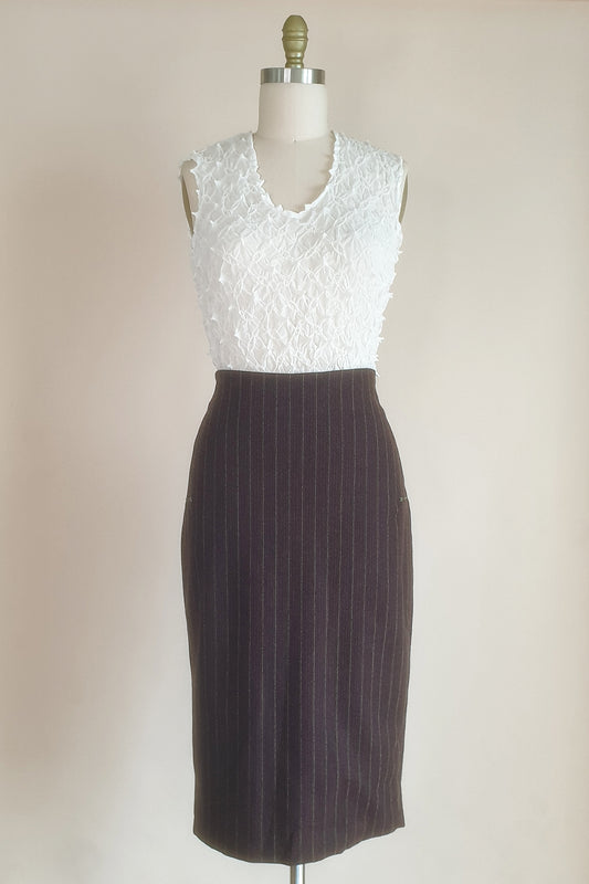 Beautiful vintage Easton and Pearson wool pencil skirt Size S/M
