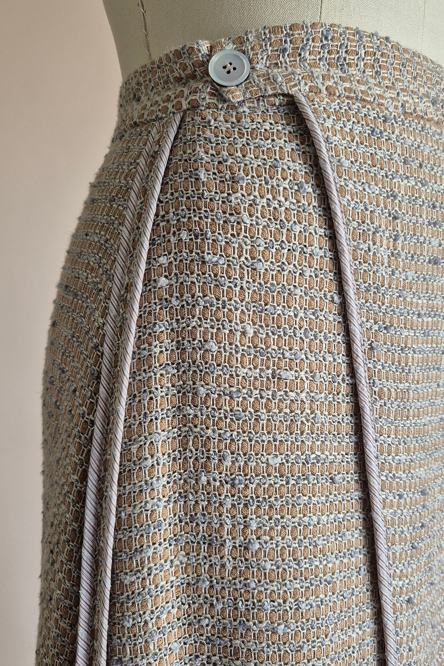 Scanlan Theodore textured wrap skirt Size XS/S