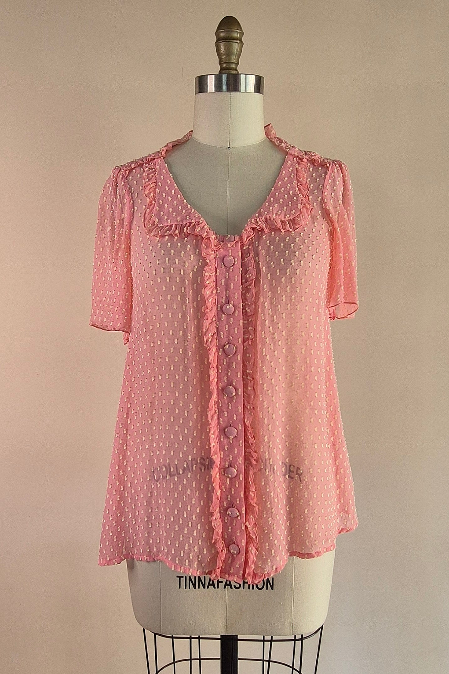 Pretty silk top Size S/M
