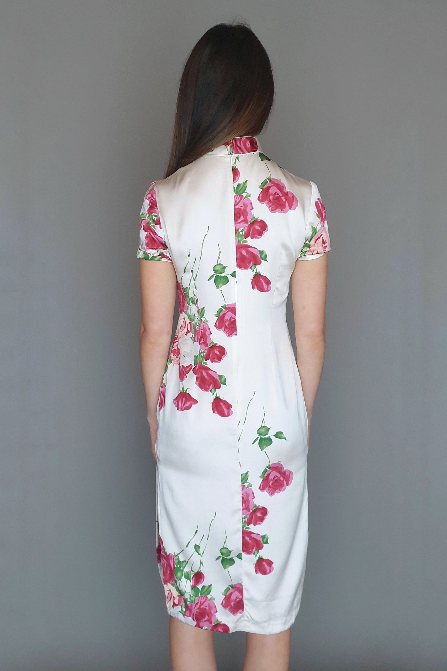 Stunning silk floral dress Size 6